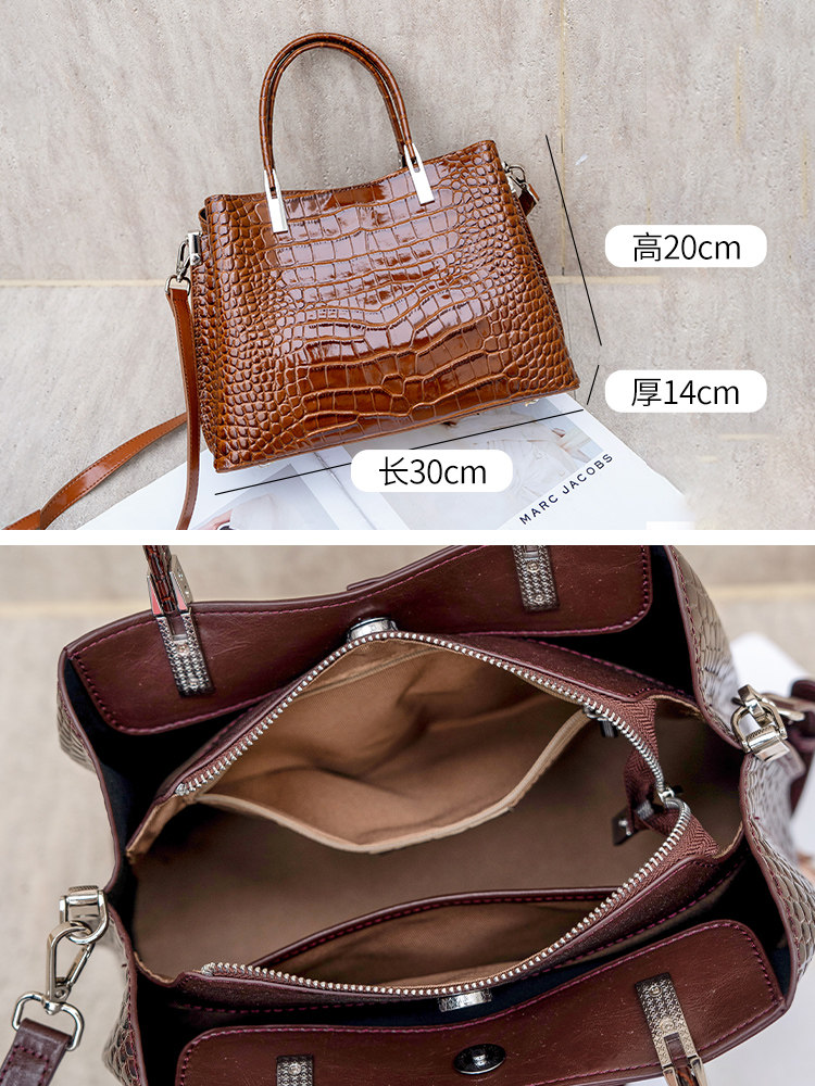 Aidrani Women Crocodile Print  - đánh giá và giá Leatherwork Designs